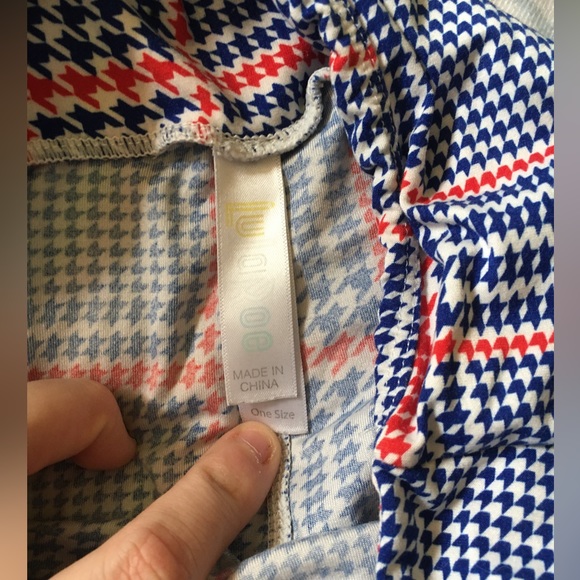 Lularoe leggings size os - Picture 2 of 2